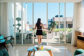 AQ-VA Hotel & Villas Seminyak