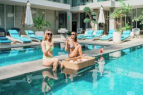 AQ-VA Hotel & Villas Seminyak