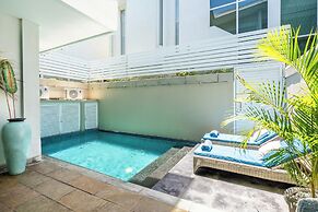 AQ-VA Hotel & Villas Seminyak