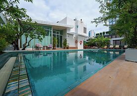 Sabai Sathorn