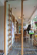Sabai Sathorn
