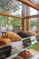 Sabai Sathorn