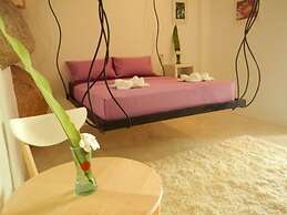 Monkey Flower Villas