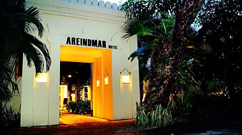 Areindmar Hotel