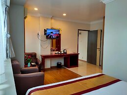 Hotel Grand United Ahlone Branch