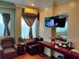 Hotel Grand United Ahlone Branch