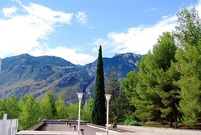 Alexakis Hotel & Spa