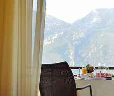 Alexakis Hotel & Spa