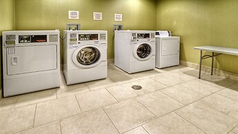 Holiday Inn Express & Suites Pittsburgh SW - Southpointe by IHG