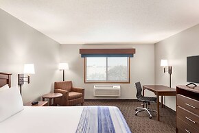 AmericInn by Wyndham Fergus Falls - Conference Center