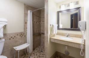 AmericInn by Wyndham Fergus Falls - Conference Center