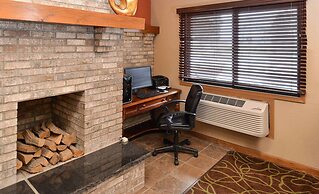 AmericInn by Wyndham Fergus Falls - Conference Center