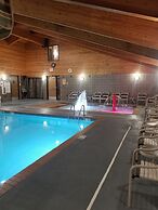 AmericInn by Wyndham Fergus Falls - Conference Center