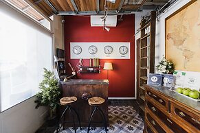 Two Pillows Boutique Hostel