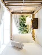 Two Pillows Boutique Hostel