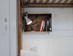 Two Pillows Boutique Hostel