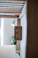 Two Pillows Boutique Hostel