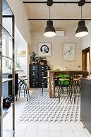 Two Pillows Boutique Hostel