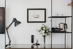 Two Pillows Boutique Hostel