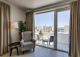 Two Pillows Boutique Hostel