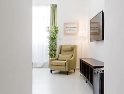 Two Pillows Boutique Hostel