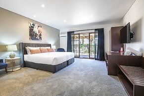 Nightcap at Macquarie Inn