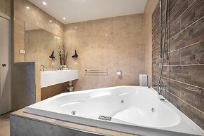 Nightcap at Macquarie Inn