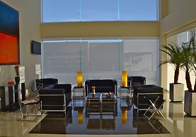 Hotel Misión Express Monterrey Aeropuerto La Fe