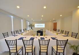 Hotel Misión Express Monterrey Aeropuerto La Fe