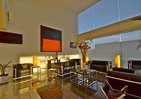 Hotel Misión Express Monterrey Aeropuerto La Fe