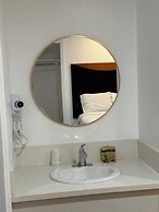 Town and Country Inn