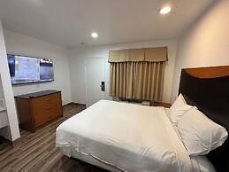 Town and Country Inn