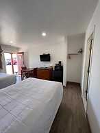 Town and Country Inn