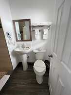 Town and Country Inn