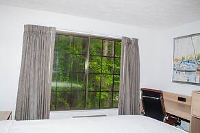 The Sea View Motel