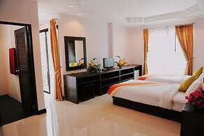 Ice Kamala Beach Hotel