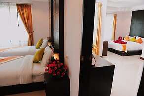 Ice Kamala Beach Hotel