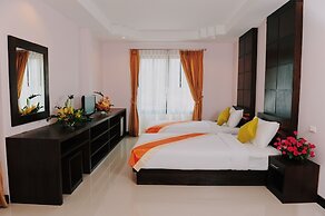 Ice Kamala Beach Hotel