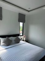 Ice Kamala Beach Hotel