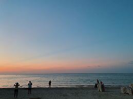 Ice Kamala Beach Hotel