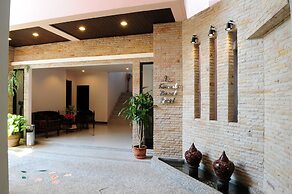 Ice Kamala Beach Hotel