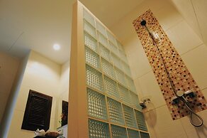 Ice Kamala Beach Hotel