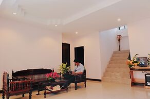 Ice Kamala Beach Hotel