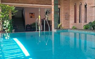 Ice Kamala Beach Hotel