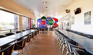 Nightcap at Springwood Hotel