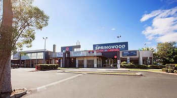 Nightcap at Springwood Hotel