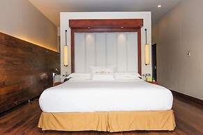 The Fortress Resort & Spa
