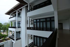 Lagoon Paradise Beach Resort