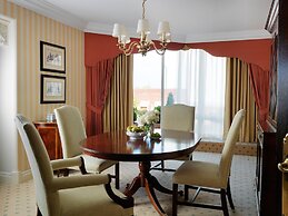 Cheval Thorney Court at Hyde Park