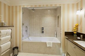 Cheval Thorney Court at Hyde Park